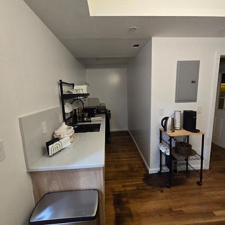 Beautiful Boston Bedroom - New Renovation Екстериор снимка